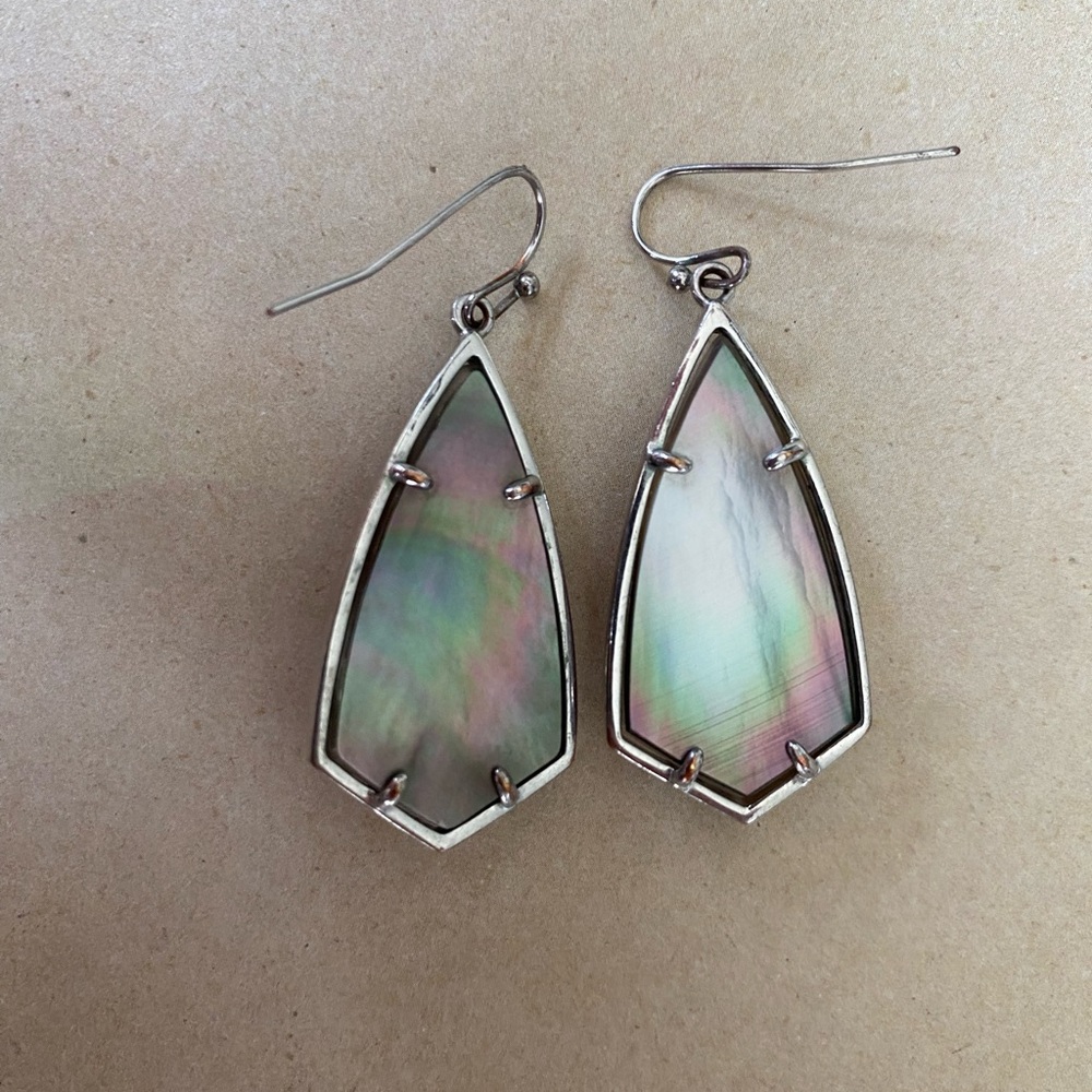 Kendra Scott Earrings - Picture 4 of 4
